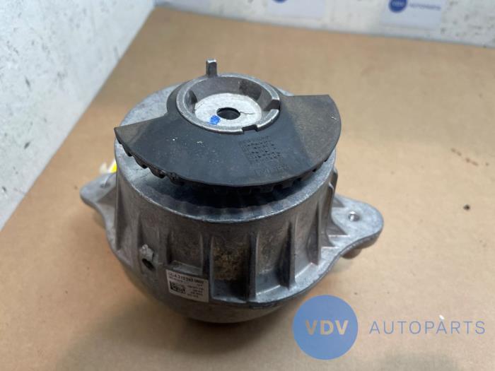 Engine mount Mercedes E-Klasse