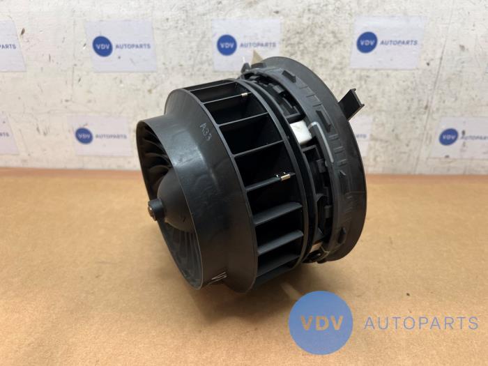 Moteur de ventilation chauffage Mercedes E-Klasse