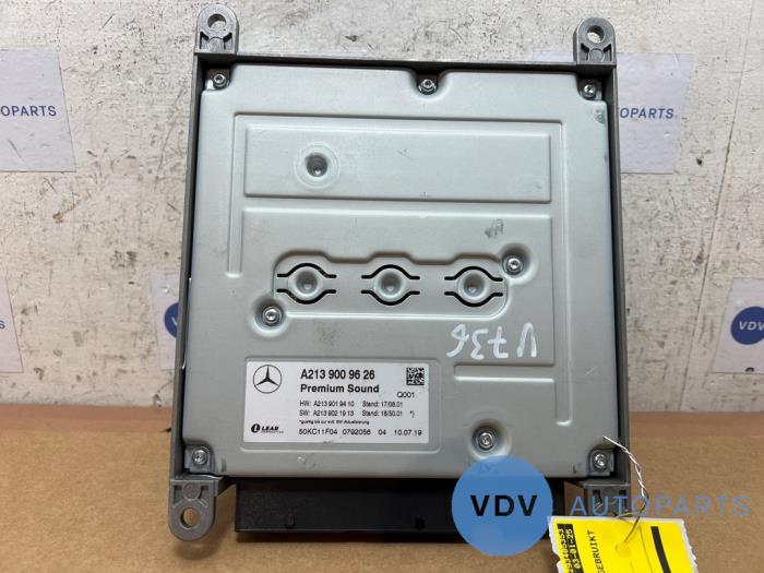 Radio amplifier Mercedes E-Klasse