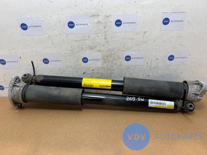 Shock absorber kit Mercedes C-Klasse