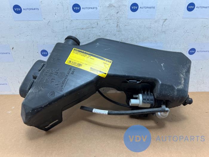 Front windscreen washer reservoir Mercedes C-Klasse