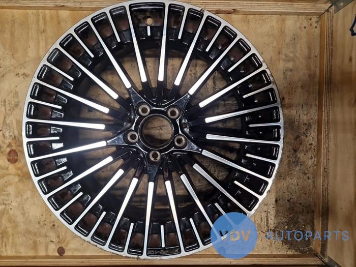 Wheel Mercedes EQB
