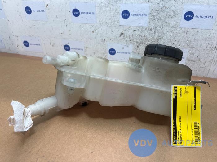 Expansion vessel Mercedes CLA