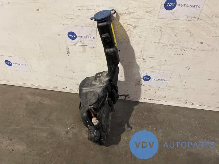 Ruitensproeiertank voor Mercedes E-Klasse