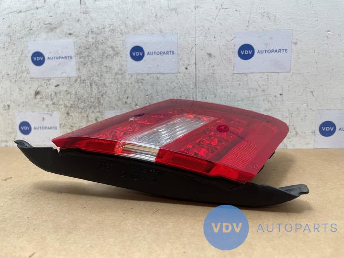 Luz trasera izquierda Mercedes E-Klasse