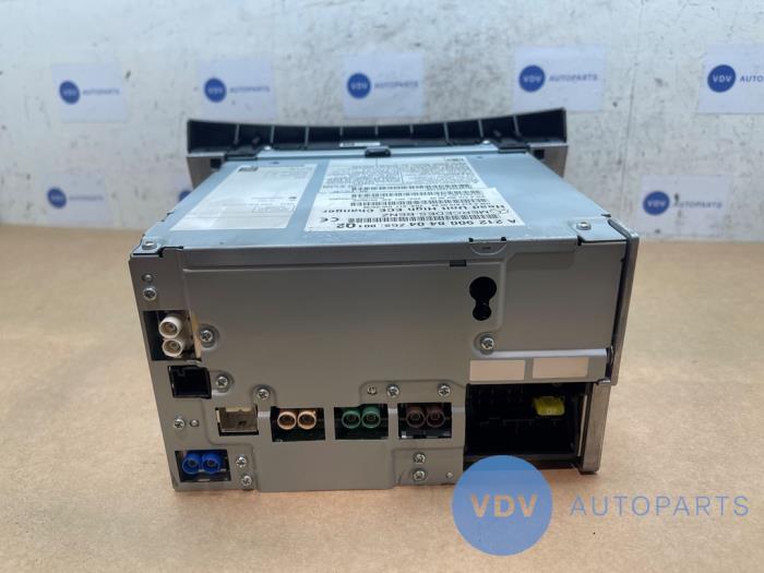 Radio Mercedes E-Klasse