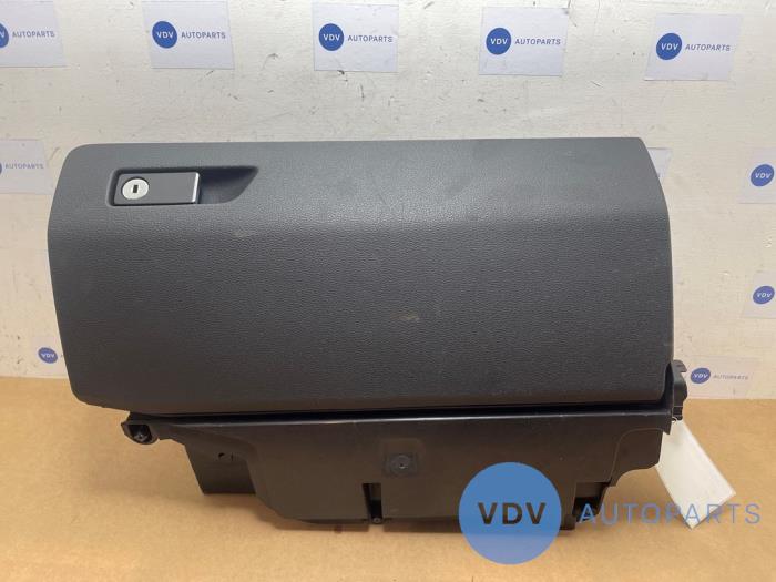 Dashboardkastje Mercedes E-Klasse