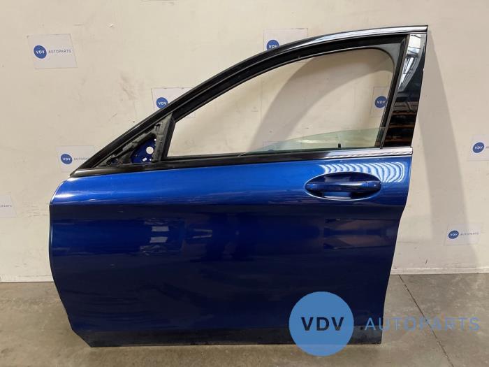 Door 4-door, front left Mercedes C-Klasse