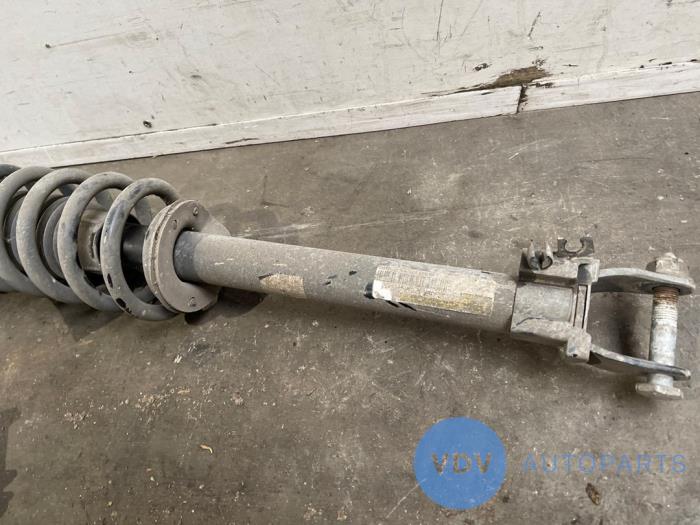 Amortyzator wstrzasów prawy przód Mercedes C-Klasse