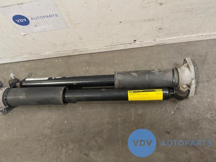 Shock absorber kit Mercedes C-Klasse
