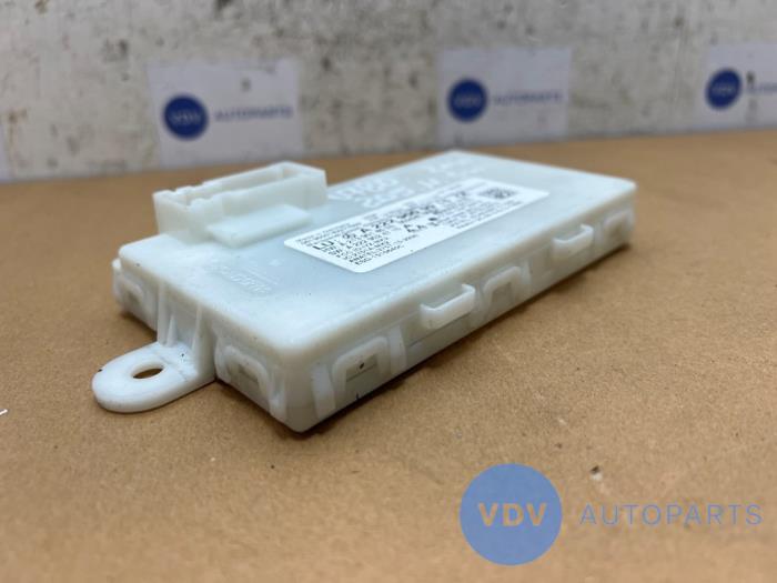 Modul keyless vehicle Mercedes E-Klasse