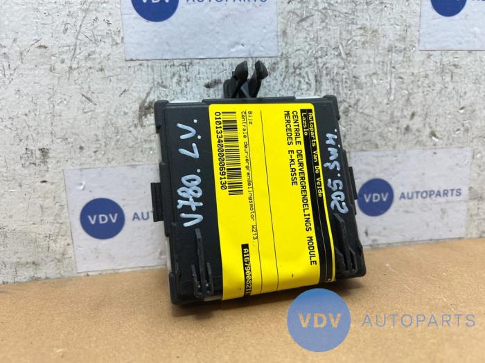 Módulo de cierre centralizado Mercedes E-Klasse