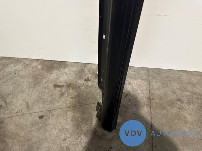 Próg prawy Mercedes CLS-Klasse