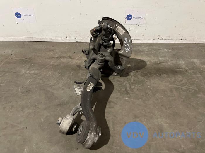 Knuckle, front left Mercedes CLS-Klasse