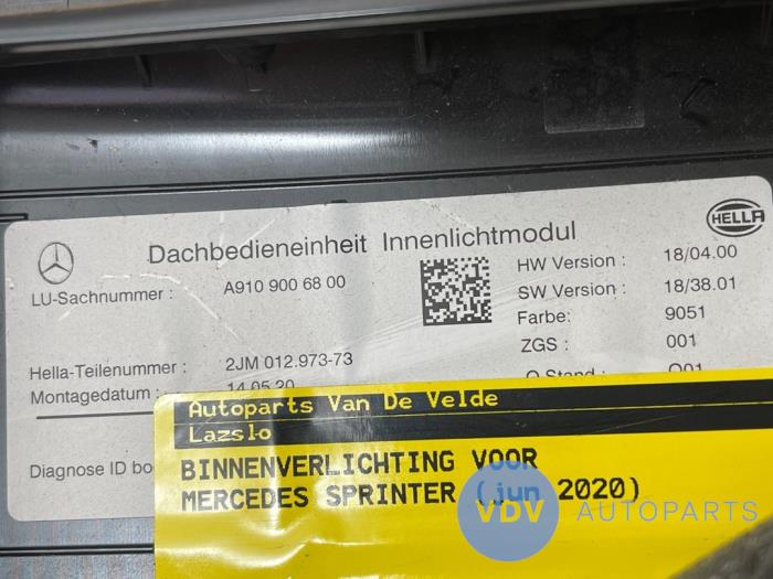 Oswietlenie wewnetrzne przód Mercedes Sprinter