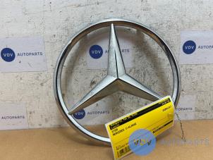 Gebruikte Ster Mercedes C (W205) C-180d 1.6 Turbo 16V Prijs € 21,18 Inclusief btw aangeboden door Autoparts Van De Velde