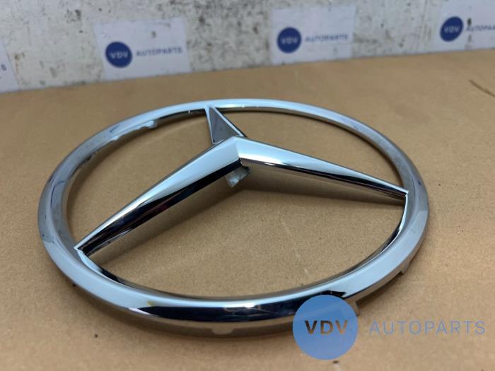 Estrella Mercedes S-Klasse