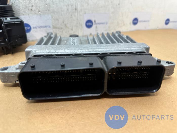 Ignition lock + computer Mercedes C-Klasse