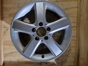 Gebruikte Velg Mercedes B (W245) 2.0 B-200 CDI 16V Prijs € 48,40 Inclusief btw aangeboden door Autoparts Van De Velde