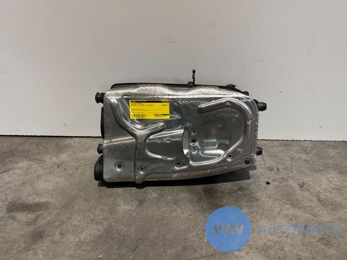 Obudowa filtra powietrza Mercedes E-Klasse