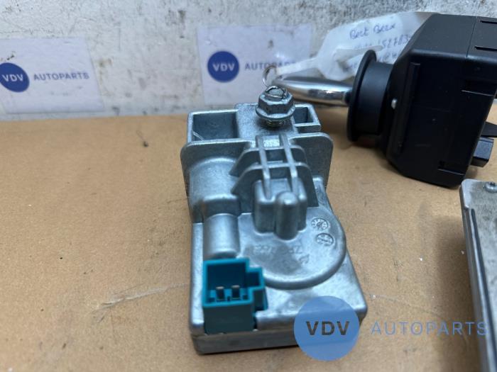 Serrure de contact + ordinateur Mercedes E-Klasse