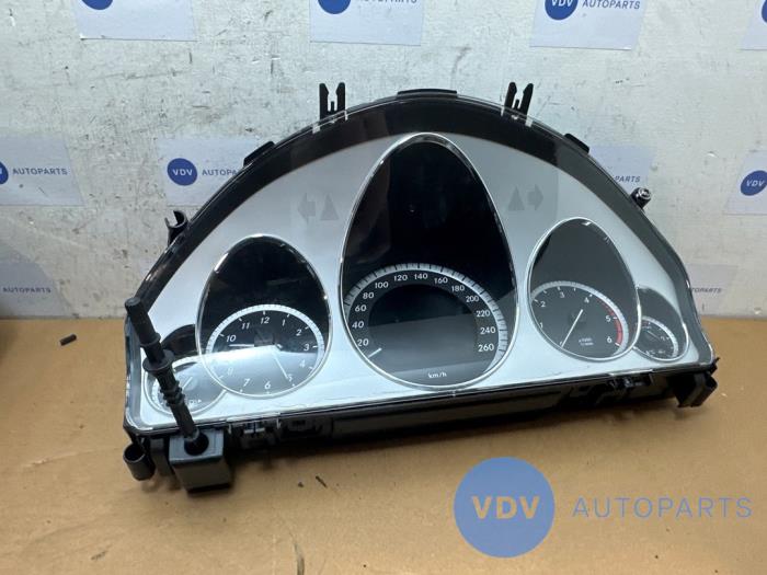 Compteur kilométrique KM Mercedes E-Klasse