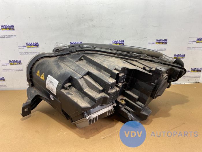 Reflektor prawy Mercedes ML-Klasse