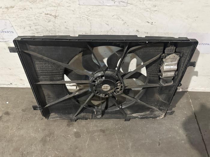 Engine cooling fan Mercedes GLA