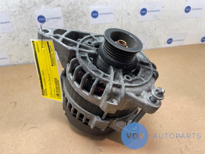 Dynamo Mercedes B-Klasse