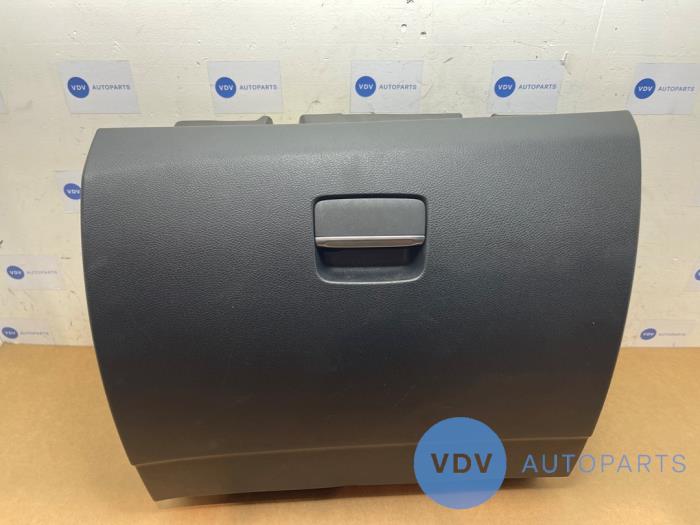 Dashboardkastje Mercedes B-Klasse