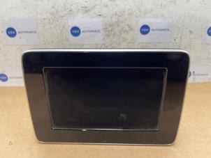 Gebruikte Navigatie Display Mercedes B (W246) 2.1 B-200 CDI BlueEFFICIENCY, B-200d 16V Prijs € 108,90 Inclusief btw aangeboden door Autoparts Van De Velde