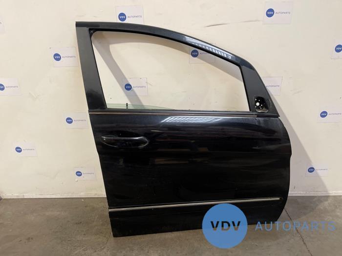 Front door 4-door, right Mercedes B-Klasse