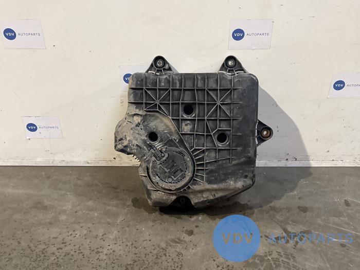 Zbiornik AdBlue Mercedes C-Klasse