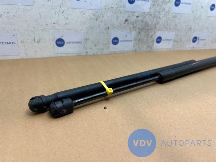 Set of bonnet gas struts Mercedes E-Klasse