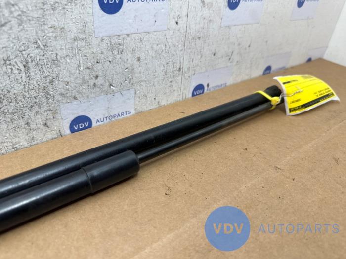 Set of bonnet gas struts Mercedes E-Klasse