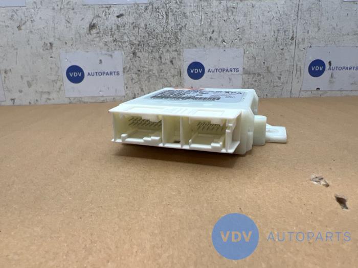 Ordinateur aide au stationnement Mercedes E-Klasse