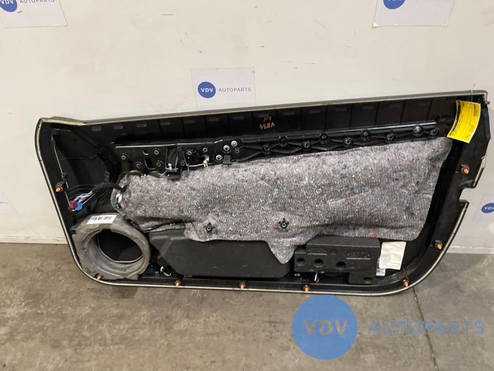 Tapicerka drzwi lewych wersja 2-drzwiowa Mercedes E-Klasse