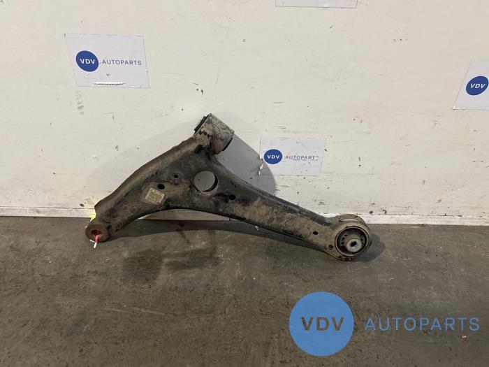 Draagarm links-voor Mercedes Sprinter