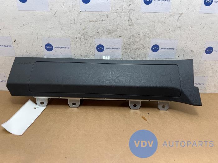 Knie airbag Mercedes B-Klasse