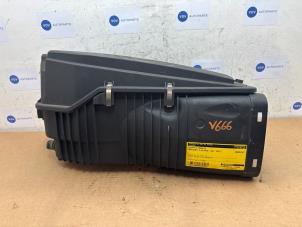Gebruikte Luchtfilterhuis Mercedes C (W204) 2.2 C-200 CDI 16V Prijs € 36,30 Inclusief btw aangeboden door Autoparts Van De Velde