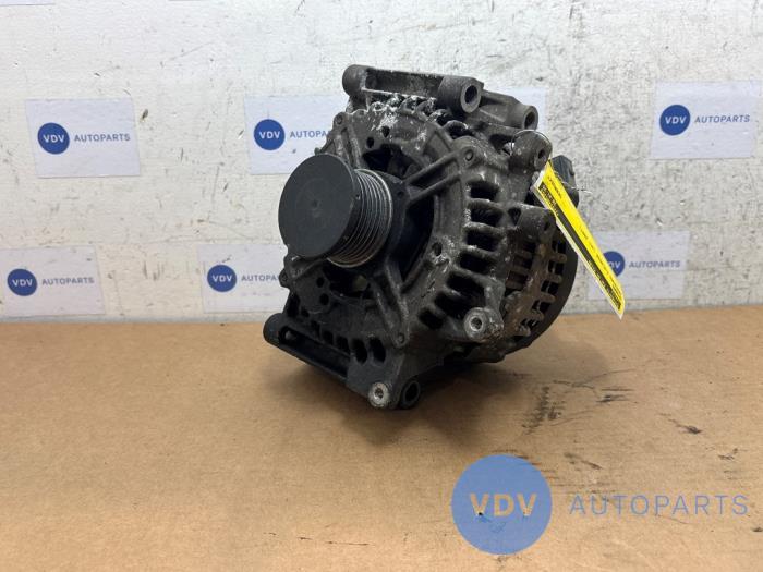 Dynamo Mercedes C-Klasse