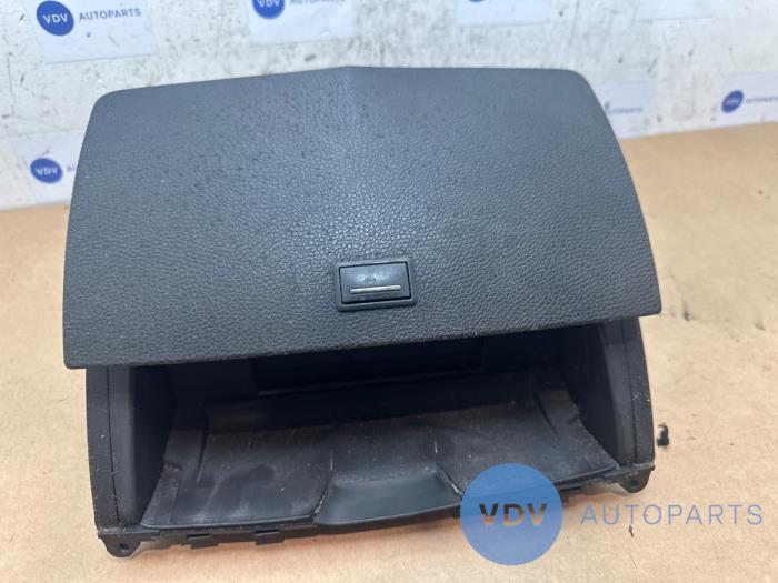 Navigation Display Mercedes C-Klasse