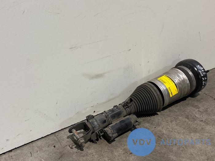 Stoßdämpfer links vorne Mercedes C-Klasse