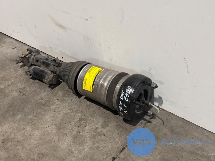 Stoßdämpfer links vorne Mercedes C-Klasse