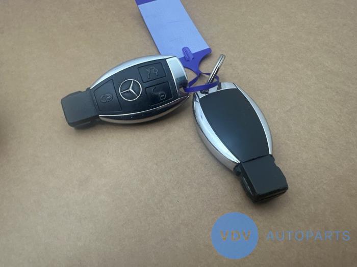 Ignition lock + computer Mercedes C-Klasse