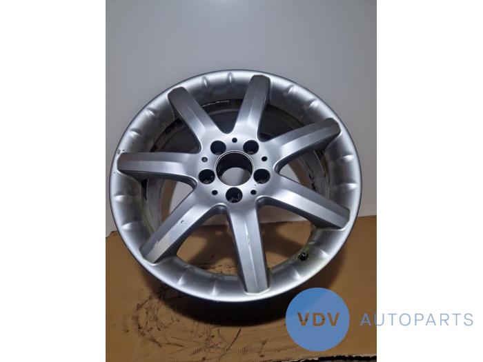 Llanta Mercedes C-Klasse