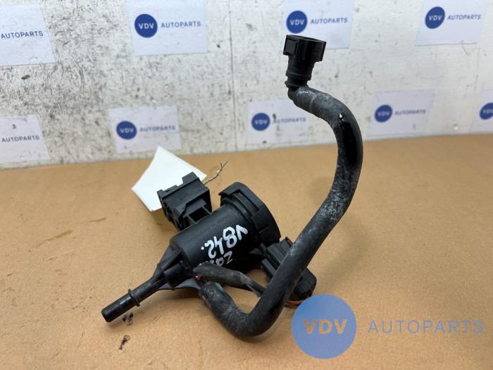 Fuel pressure regulator Mercedes C-Klasse