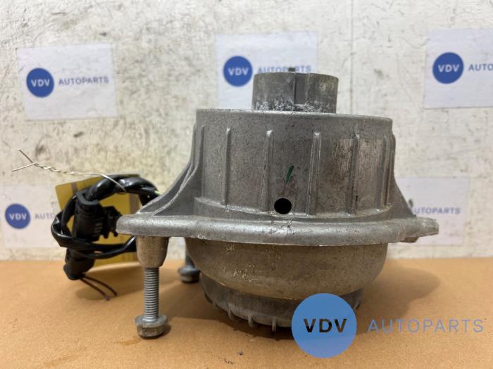 Engine mount Mercedes S-Klasse