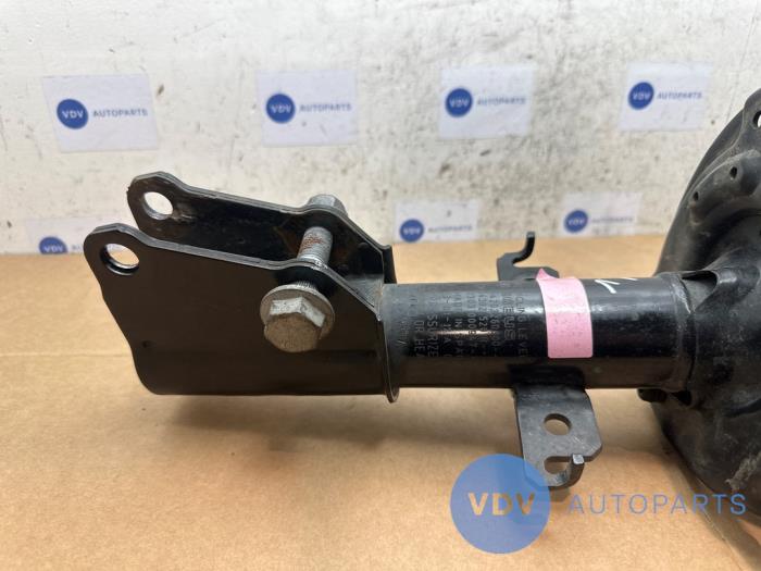 Stoßdämpfer links vorne Mercedes T-Klasse