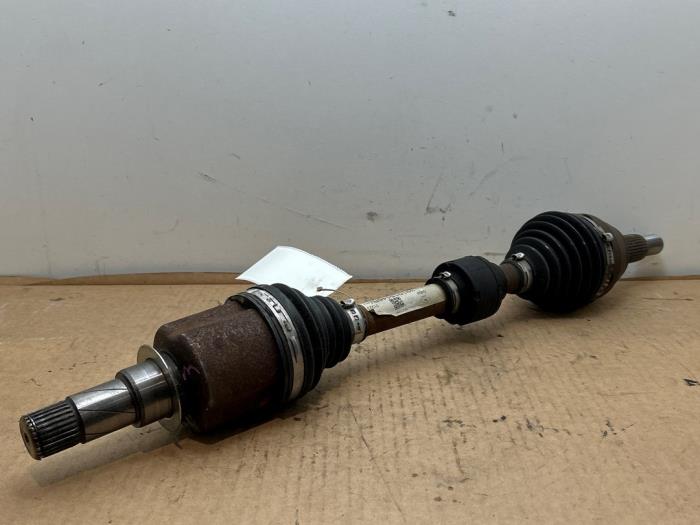 Aandrijfas links-voor Mercedes T-Klasse